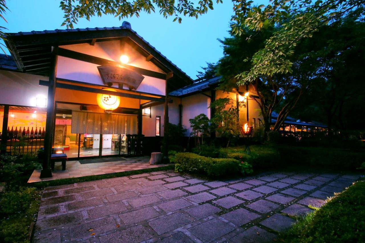 Готель Sakura Sakura Onsen Кірісіма Екстер'єр фото