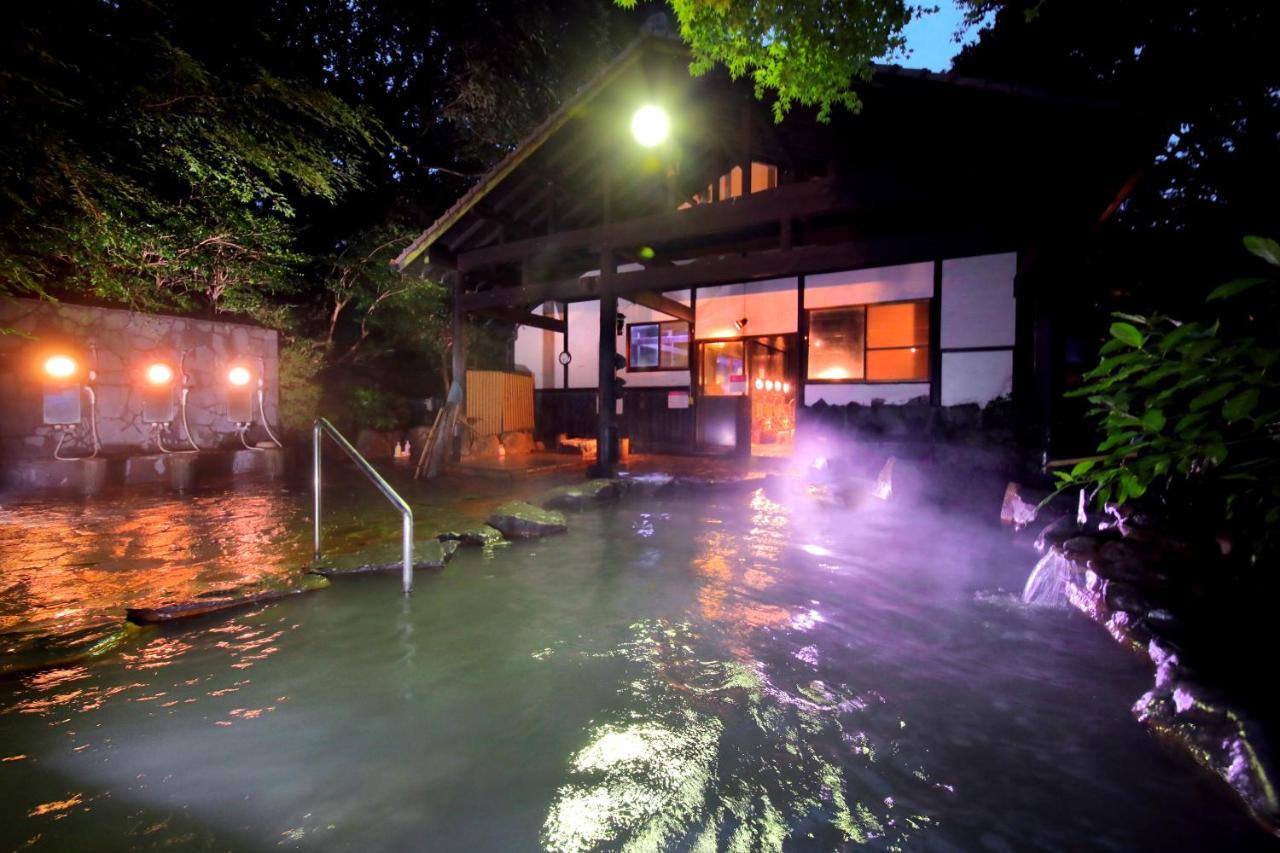 Готель Sakura Sakura Onsen Кірісіма Екстер'єр фото